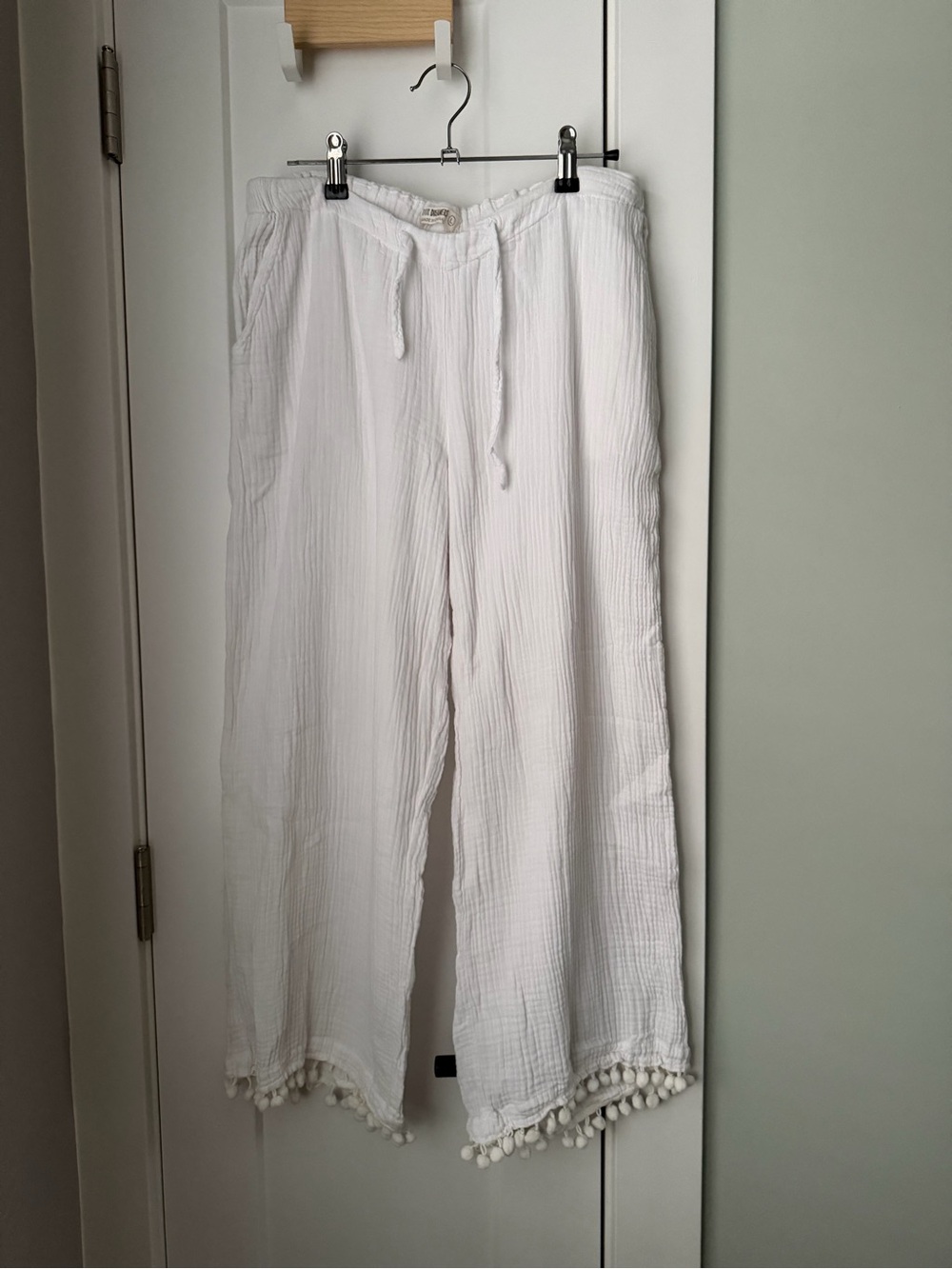 100% Cotton Gauze Beach Pom Coverup Pants (White | M-L)